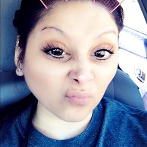 Meet your Posher, Andrea